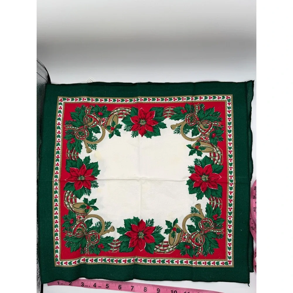 Vintage 90s Christmas‎ Tablecloth and 8 Napkins Set Poinsettia Bells Green Red